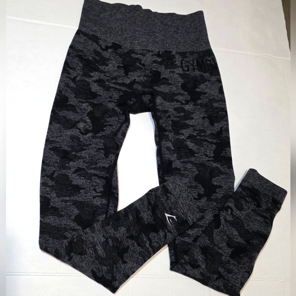 Gymshark Adapt Camo Seamless Leggings Black Size XSmall